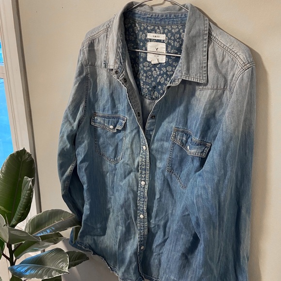 American Eagle Slim fit Denim Button Up Shirt - Picture 2 of 6